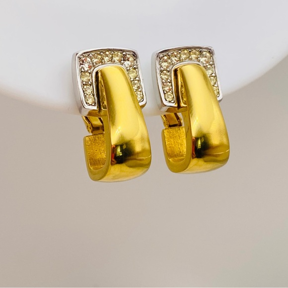 Authentic Givenchy Rhinestone gold and silver tone clip earring - Picture 3 of 10